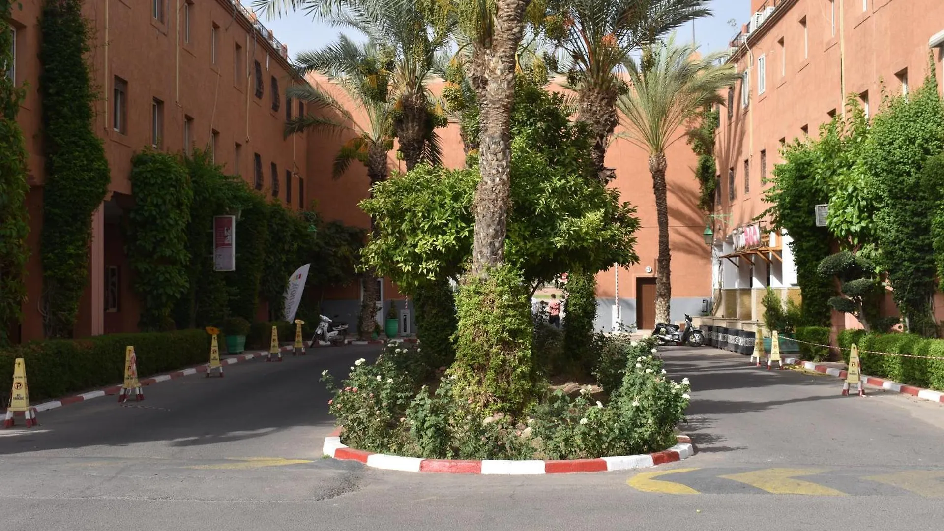 Riad Alaoui 146 With Swimming Pool And Free Parking Apartment Marrakesh 0*,  Morocco